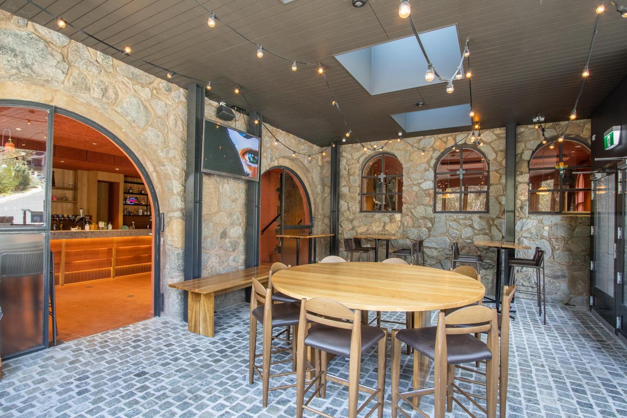 House Of Ullr Hotel Thredbo Exterior photo